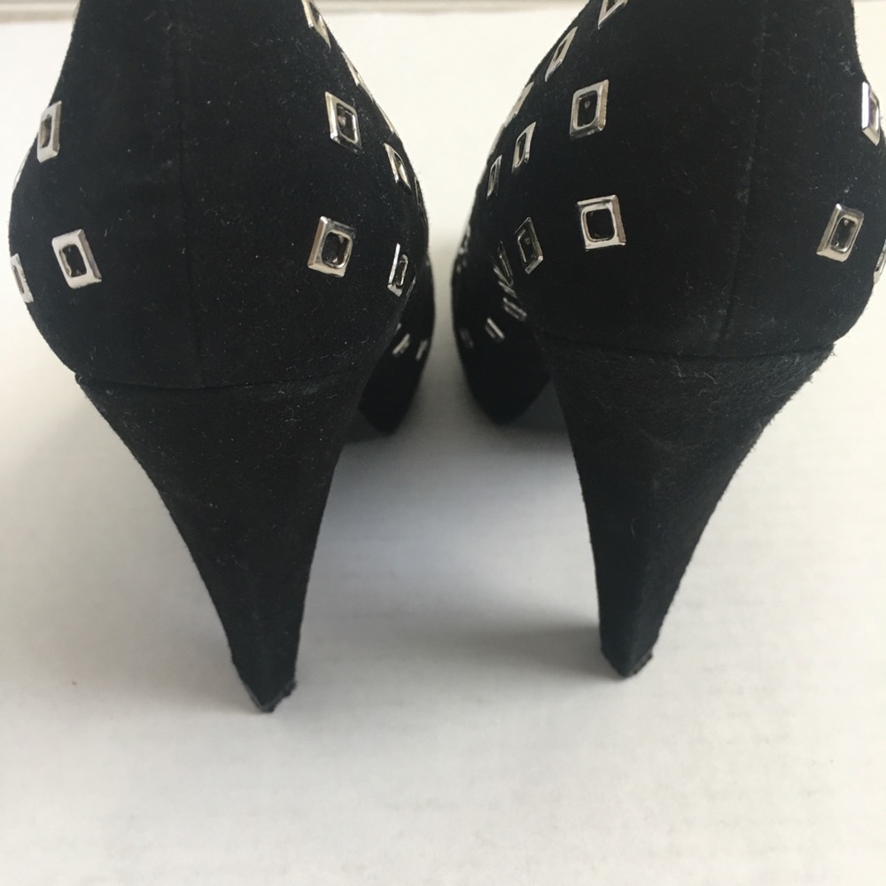 BCBG Black Heels - Picture 3 of 3